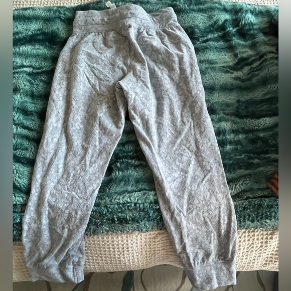 Lululemon grey joggers - Picture 4 of 5